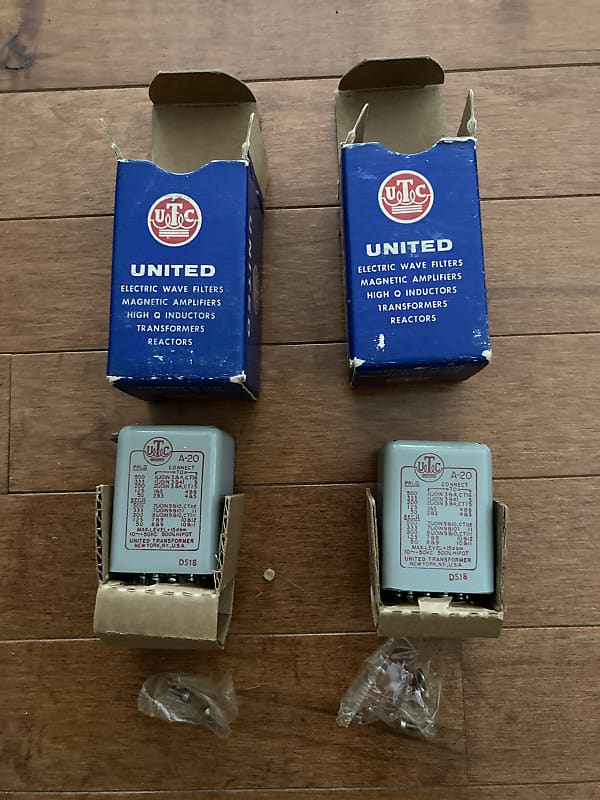 UTC A-20 1 PAIR MINT