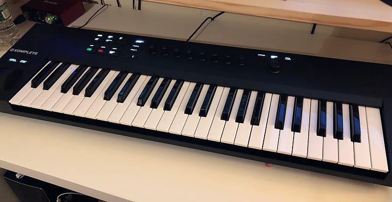 Native Instruments Komplete Kontrol A49 | Reverb Denmark