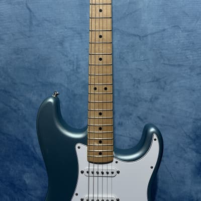 Fender Standard Stratocaster MIM 2002 Blue Agave image 7