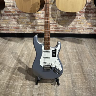 Fender Player Stratocaster - Silver image 4