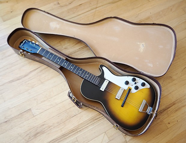 1960 Silvertone Stratotone Mars Model 1421 Vintage Guitar by