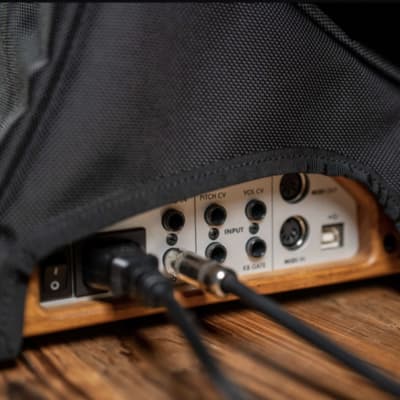 Moog Subsequent 37 Dust Cover image 3