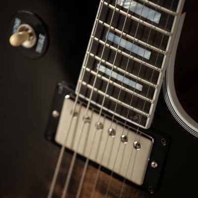 Gibson Les Paul Custom - 5A Quilt Top, Cobra Burst image 10