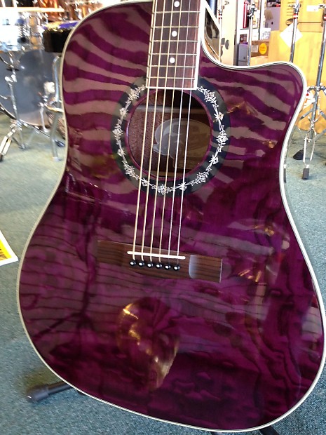 Fender Purple T-bucket 300 ce w/Free Hardshell Case Demo