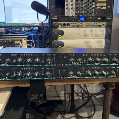 APHEX 108 Easyrider 2 Channel Automatic Compressor W/Power Supply