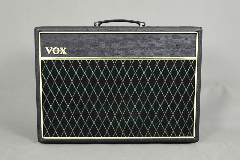 Vox Cambridge 30 Model V9310 30-Watt 1x10 Reverb | Reverb Belgium