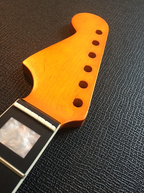Left handed jazzmaster neck best sale
