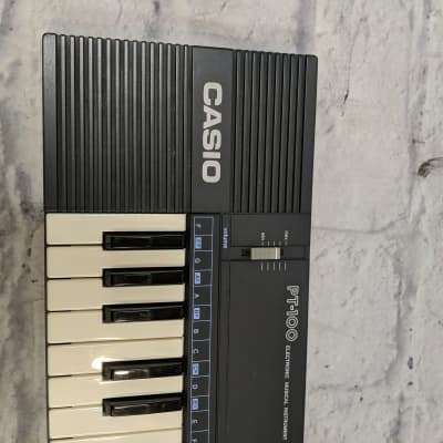Casio PT-100 32-Key Mini Keyboard image 2