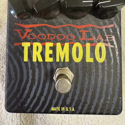ギター Voodoo Labs TREMOLO (Made in USA) Voodoo Labs Tremolo Effects Pedal Free USA Shipping | eBay