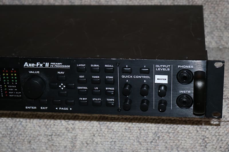 Fractal Audio Axe-FX II Preamp/Effects Processor | Reverb Canada