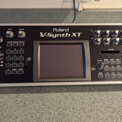 Roland V-Synth XT Synthesizer / Vocoder