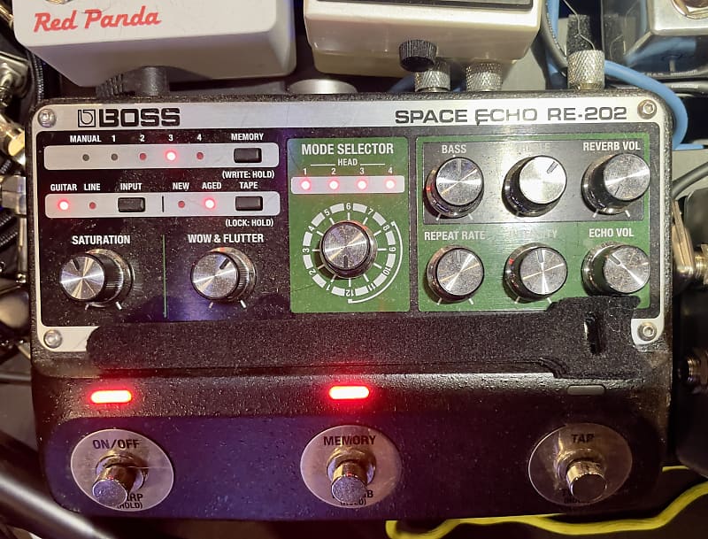 Boss RE-202 Space Echo