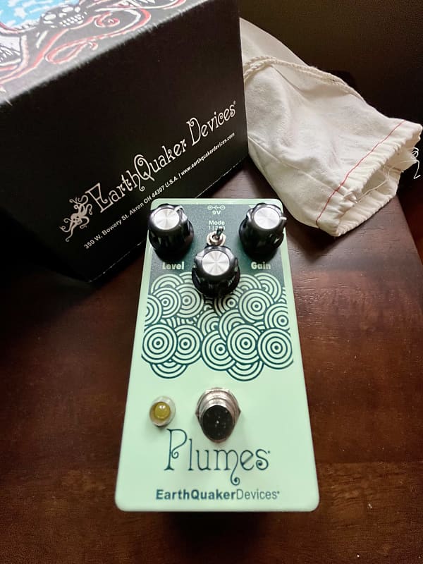 EarthQuaker Devices Plumes Small Signal Shredder Overdrive