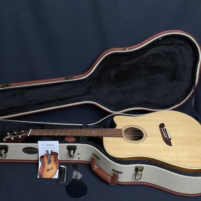 Alvarez-Yairi DY70ce Acoustic-Electric Guitar image 13