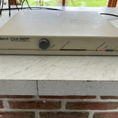 Roland CM 32P