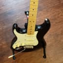 Fender American Professional Stratocaster with Maple Fretboard Left-Handed - Black