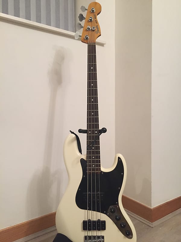 Fender Modern Player Jazz Bass 2014 Satin White | Reverb