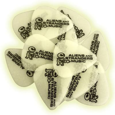 Aliens And Strangers Music 12-Pack Glow-In-The-Dark Guitar Picks by D'Addario - Thin image 1