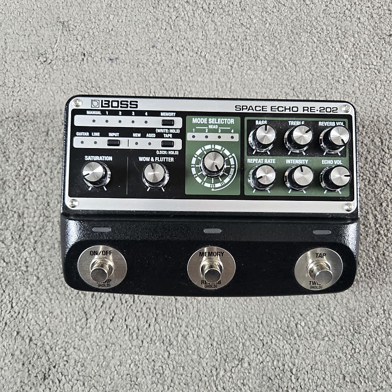 Boss RE-202 Space Echo