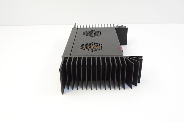 Hafler P3000 300 Watt 2-Channel Professional Power Amplifier Hafler P3000 300 Watt 2-Channel Professional Power Amplifier