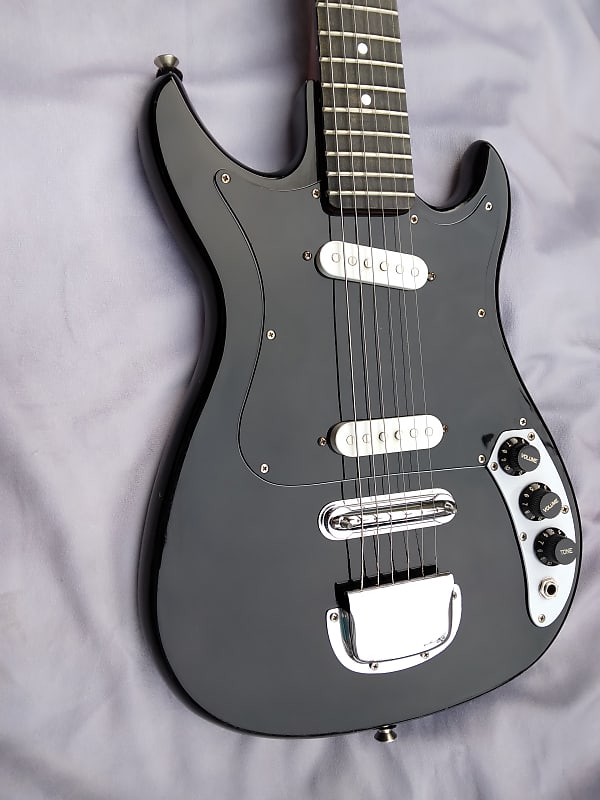 CMI E200 Electric Guitar 1986 Black image 1