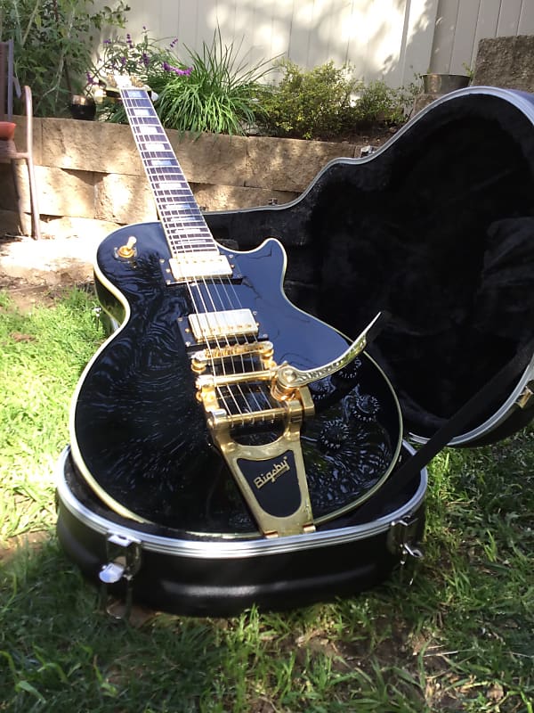 Epiphone Les Paul Custom with Bigsby tailpiece 2007 High Gloss Black