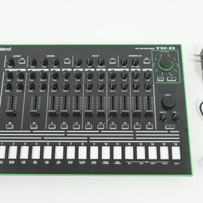 Roland Aira TR-8 - Gearspace