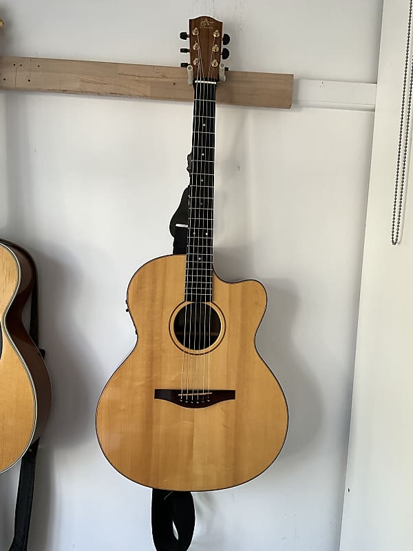 Avalon A200ce 2003 - Natural (not cheaper AS. model) | Reverb UK