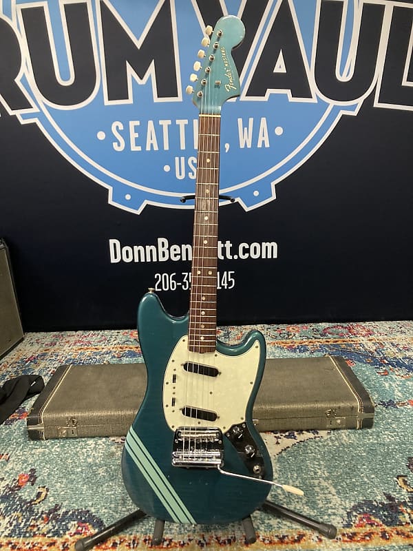 Fender Mustang Guitar, WOW!! Excellent! No surprises! 1969 - Competition Blue image 1