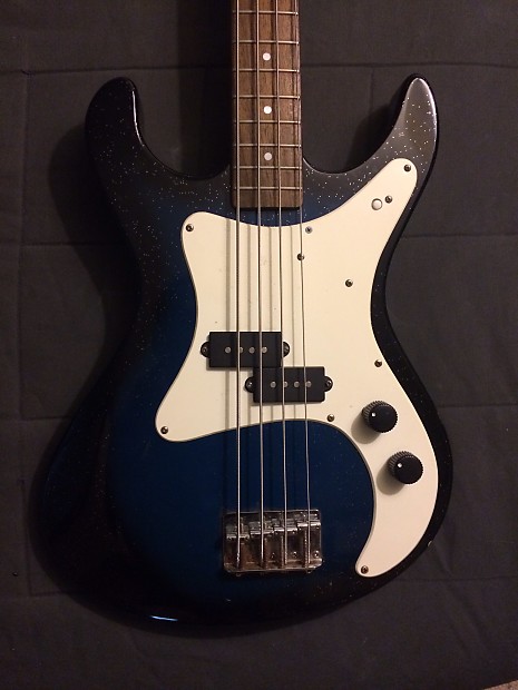 Danelectro womenly Rumor bass