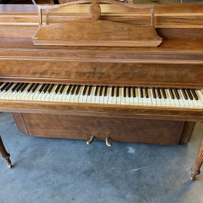 Steinway & sons Piano Vertical. Model F image 3