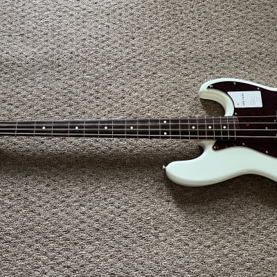 Fender Limited Edition 2013 66 Jazz Bass Aged Olympic White Made