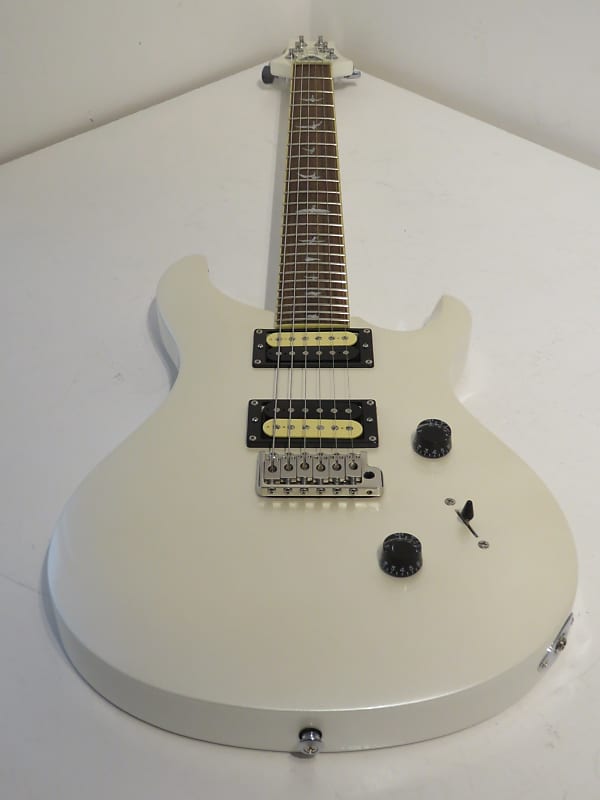 PRS SE Standard 24 Electric Guitar in White Pearl - Limited