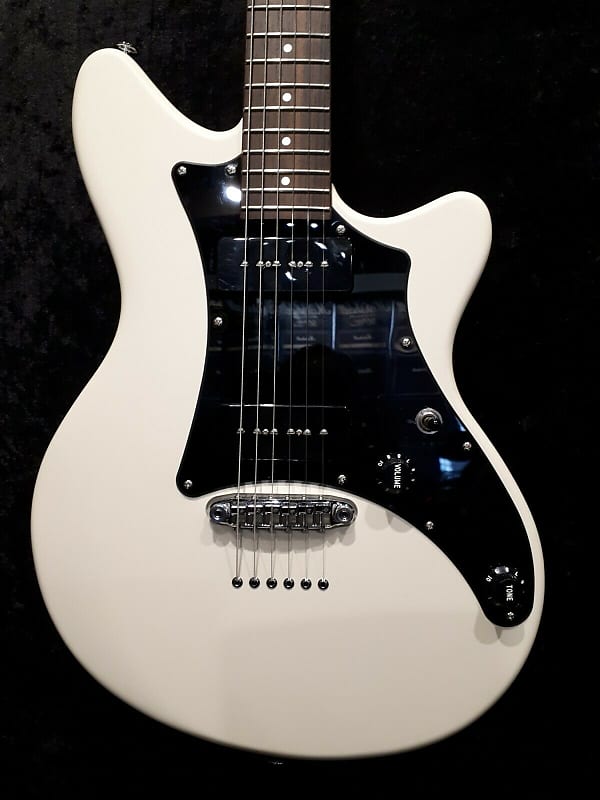 Ibanez RC1720SPR Roadcore Prestige Guitar, Antique White Flat P90 pickups.