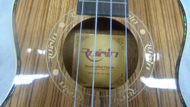 Rubin RT-102 ALL ZEBRAWOOD THIN BODY 26″ TENOR ACOUSTIC