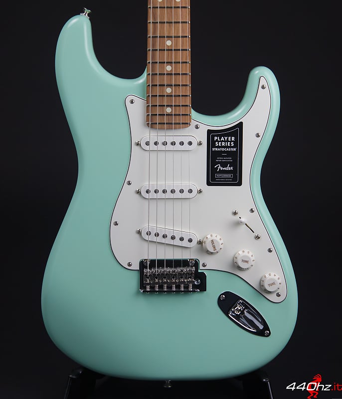 Fender Limited Edition Player Stratocaster Surf Green Matching Headstock