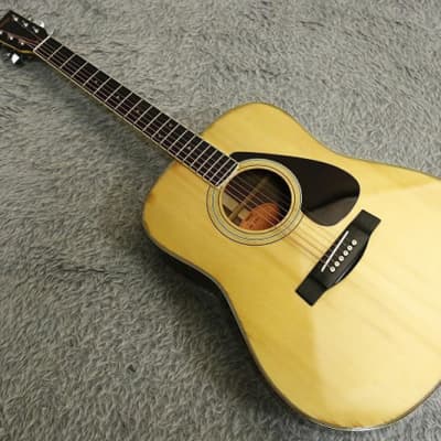 YAMAHA FG-201