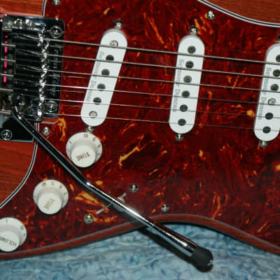 VZ Custom Guitars Red Swamp Ash S-Style, 7-Tone image 4