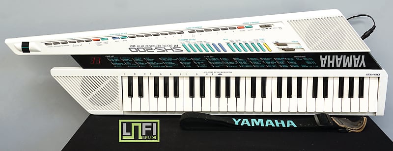 Yamaha SHS-200 Vintage FM Digital Keyboard Keytar & MIDI