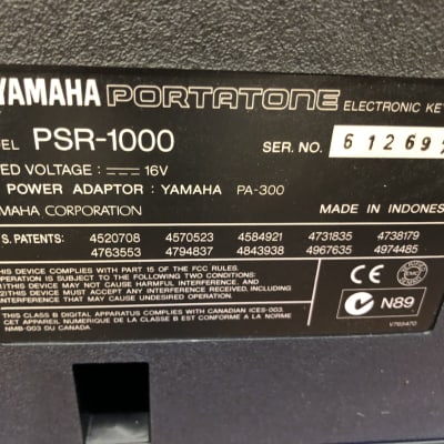 Yamaha PSR1000 Keyboard Teclado. Immaculate Condition. Comes With Original Box. image 10