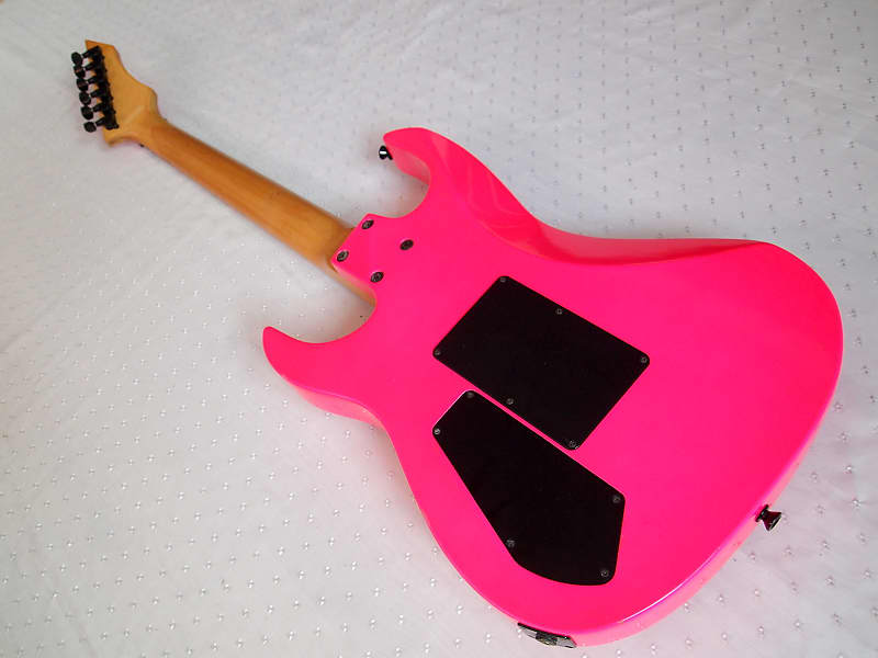 B.C. Rich Gunslinger GSMR 853 1988 Fluorescent Pink