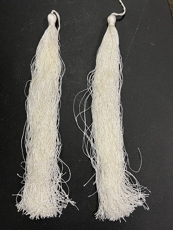 Ludwig/Musser M2044 Bell Lyra Plumes 15" Tassels - In Pairs - White image 1