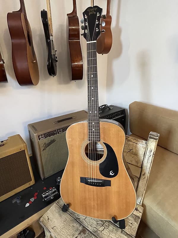 Epiphone P 300 1996 - Spruce Top. Mahogany Sides | Reverb