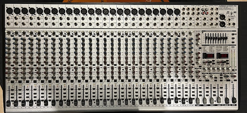 Behringer Eurodesk SL3242FX-Pro 32-Input 4-Bus Mixer