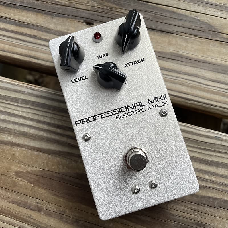 Electric Majik Lumpy's Tone Shop MKII Fuzz | Reverb