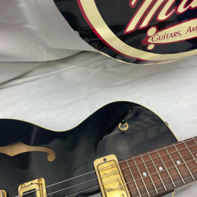 Yamaha AEX520 aex 520 Semi-Hollowbody Guitar - Black image 4