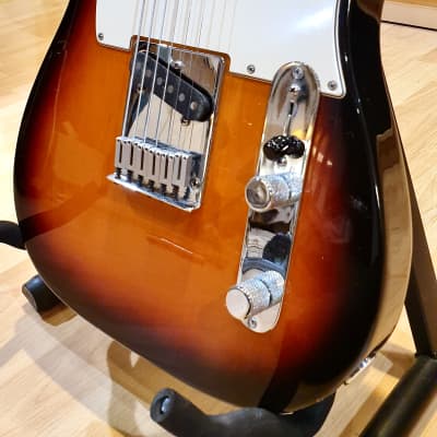 1995 Fender USA American Standard Telecaster Sunburst w/ Maple Fretboard image 5