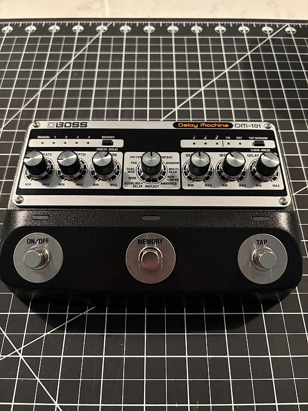 Boss DM-101 Delay Machine