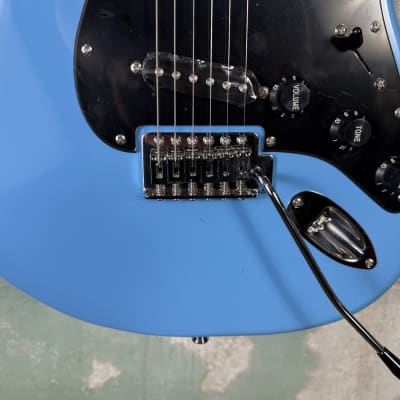 Mint Squier Sonic Stratocaster - California Blue image 3
