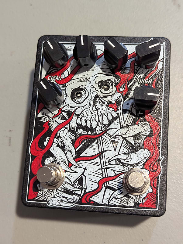 Abominable Electronics Throne Torcher